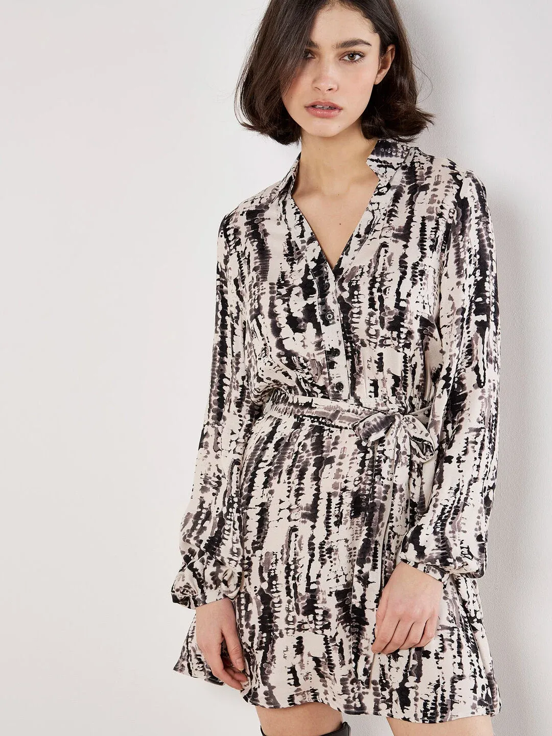 Light beige Tie Dye Stripe Shirt Mini Dress