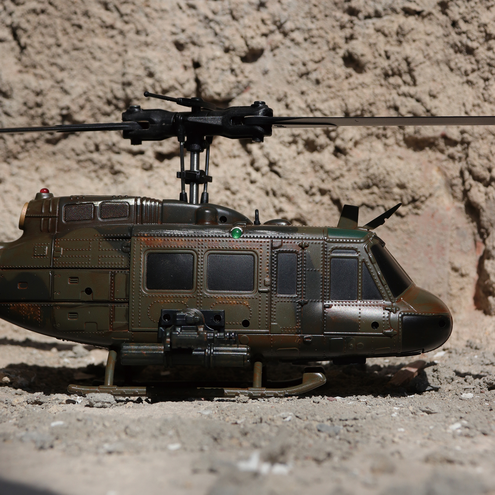 RC ERA C032 Weathered Style UH-1 Huey Auto Stabilized RC Helicopter