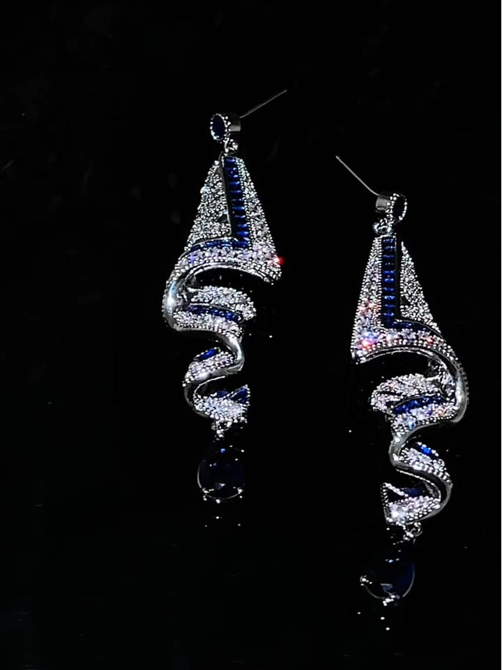 🎉 Special Offer for 2025! 🎉 925 Sterling Silver Beautiful Medieval Silk Earrings