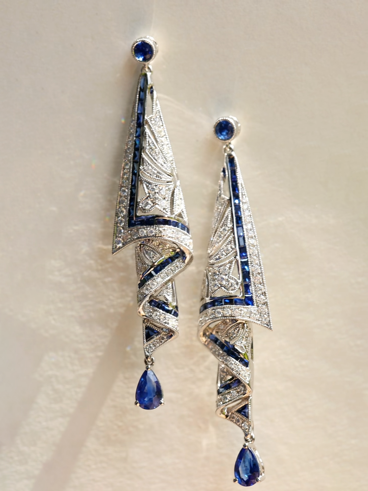 🎉 Special Offer for 2025! 🎉 925 Sterling Silver Beautiful Medieval Silk Earrings