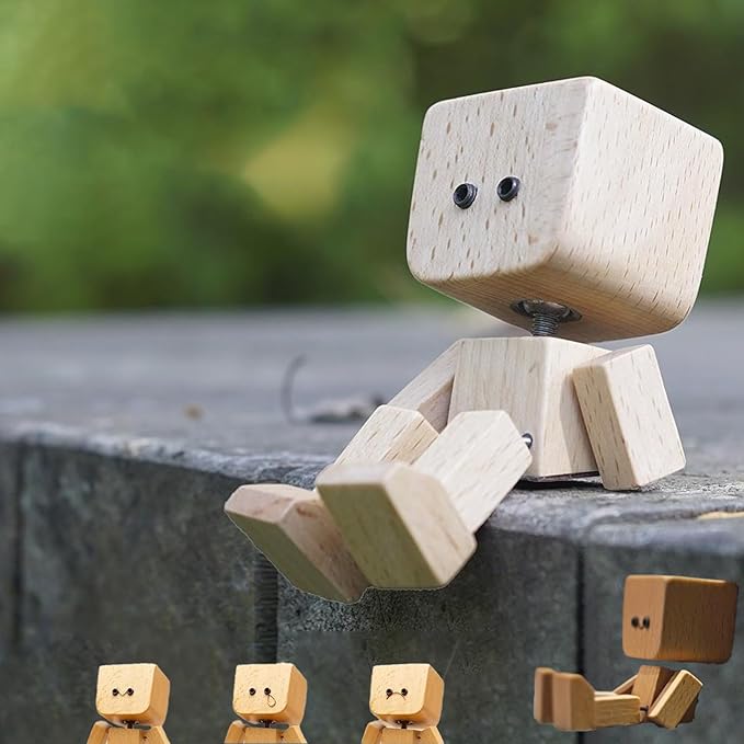 Charming Little Wooden Figure That Sways with 12Pcs Magnetic Expressions