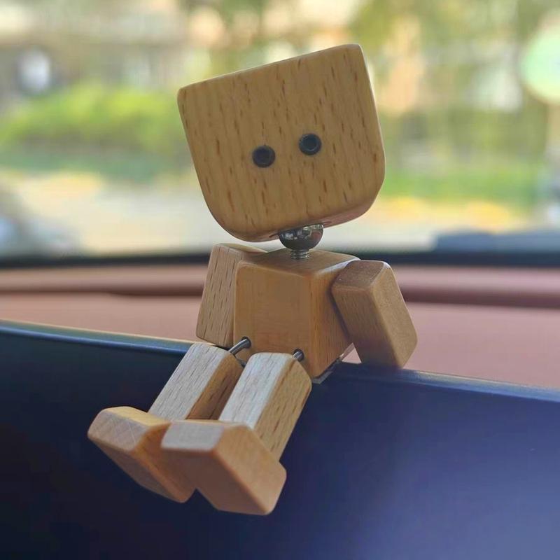 Charming Little Wooden Figure That Sways with 12Pcs Magnetic Expressions