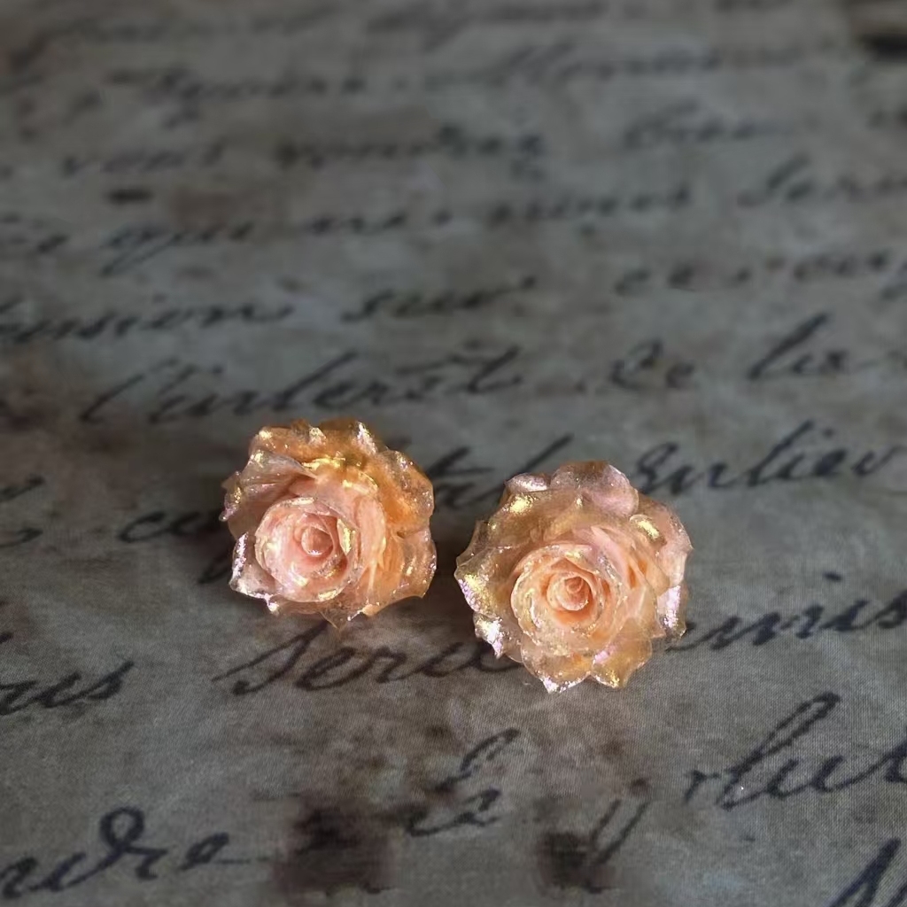 Artistic Gradient Rose Earrings — Hand-Painted Vintage Style, Romantic Dainty Earrings for Women