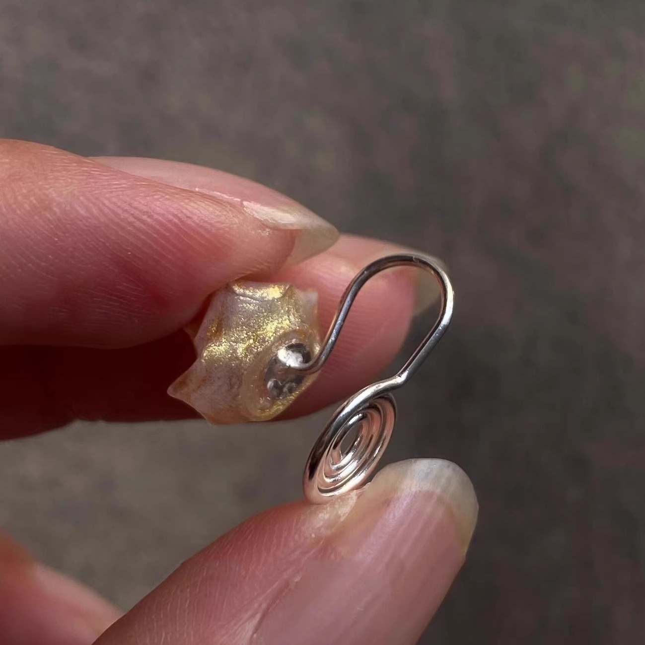 Artistic Gradient Rose Earrings — Hand-Painted Vintage Style, Romantic Dainty Earrings for Women