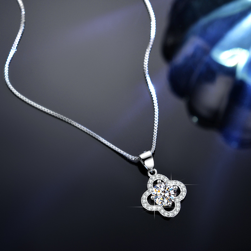 Shining Four-Leaf Clover Moissanite Pendant Necklace