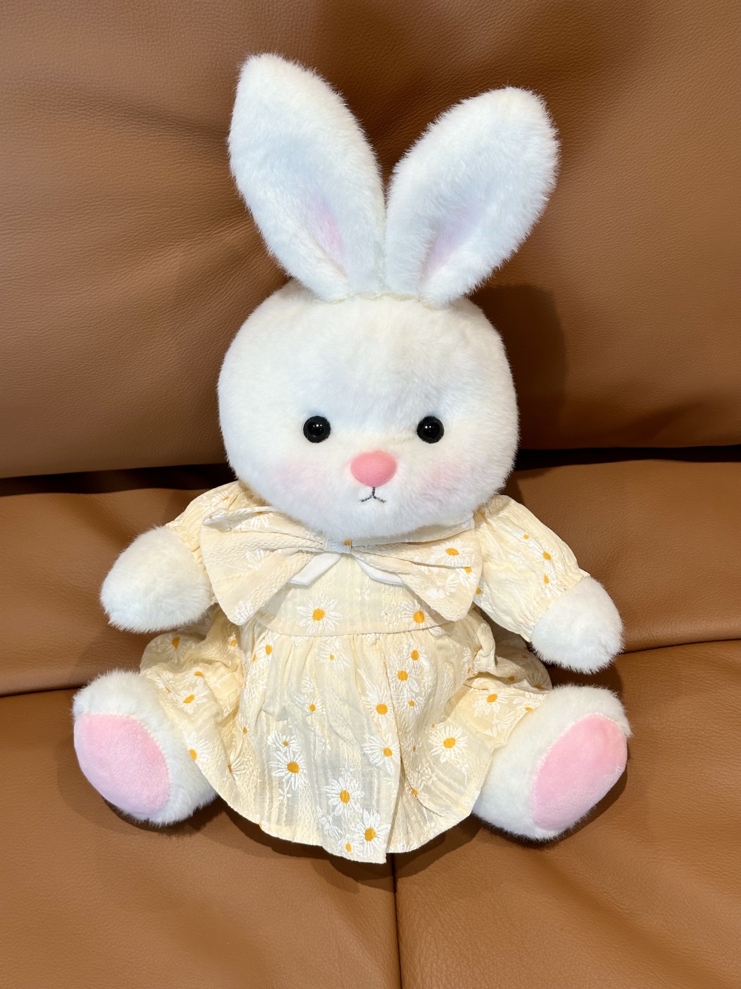 Homeyfriends Cute Jointed Bunny With Yellow Daisy Outfit