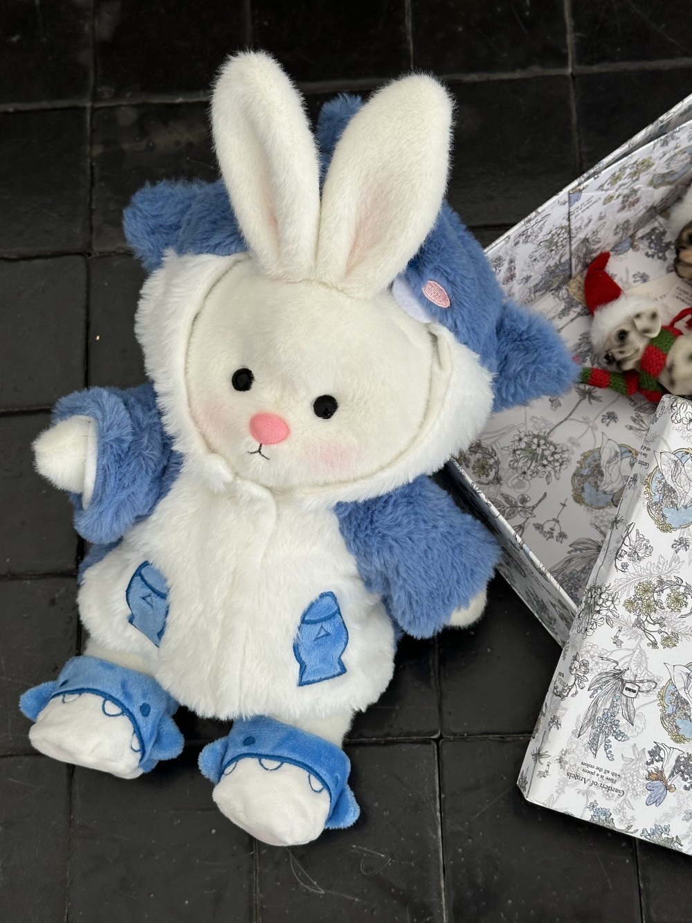 Homeyfriends Cute Jointed Bunny With Blue Shark Outfit