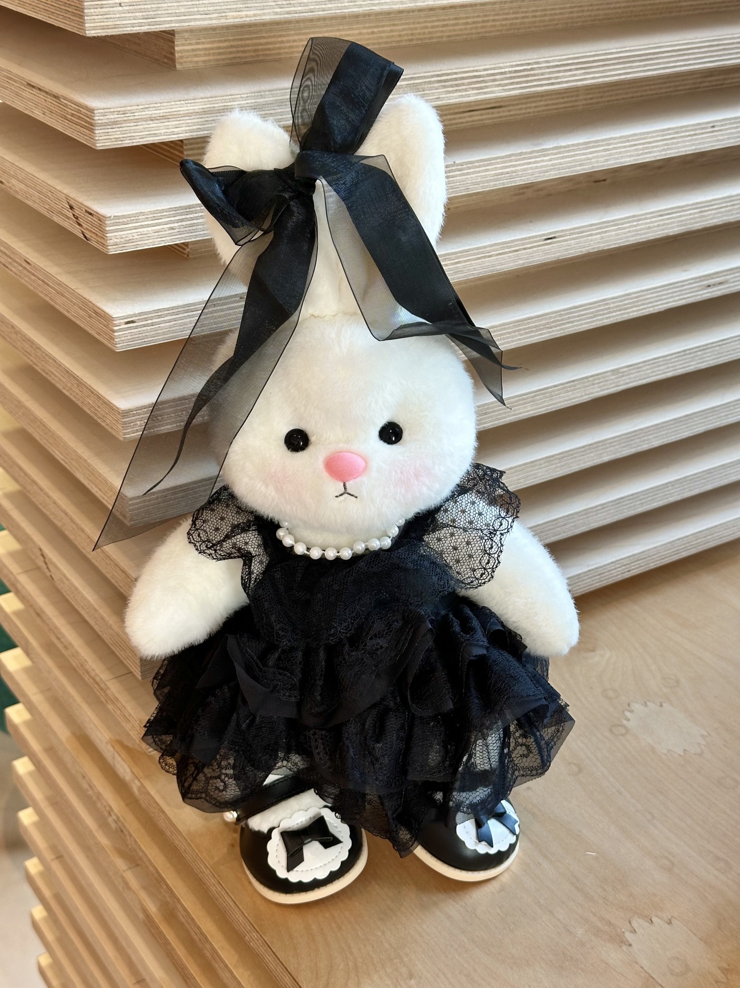 Homeyfriends Cute Jointed Bunny With Pearl Neckline Black Wedding Dress