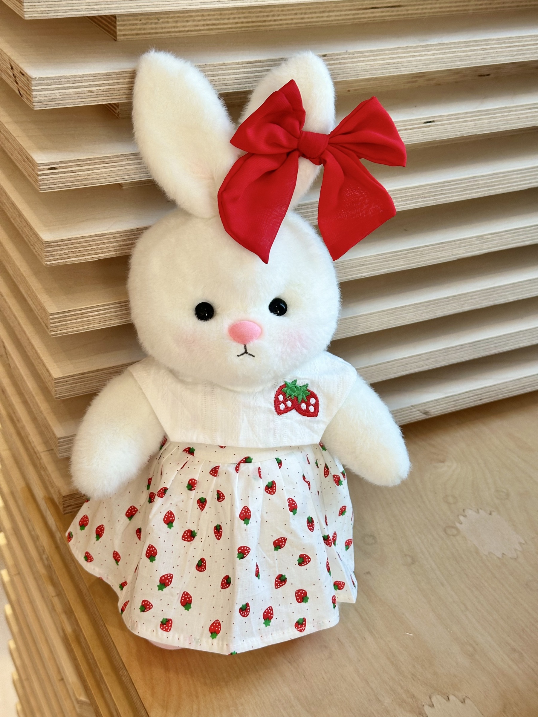 Homeyfriends Cute Jointed Bunny With Strawberry Dress Set