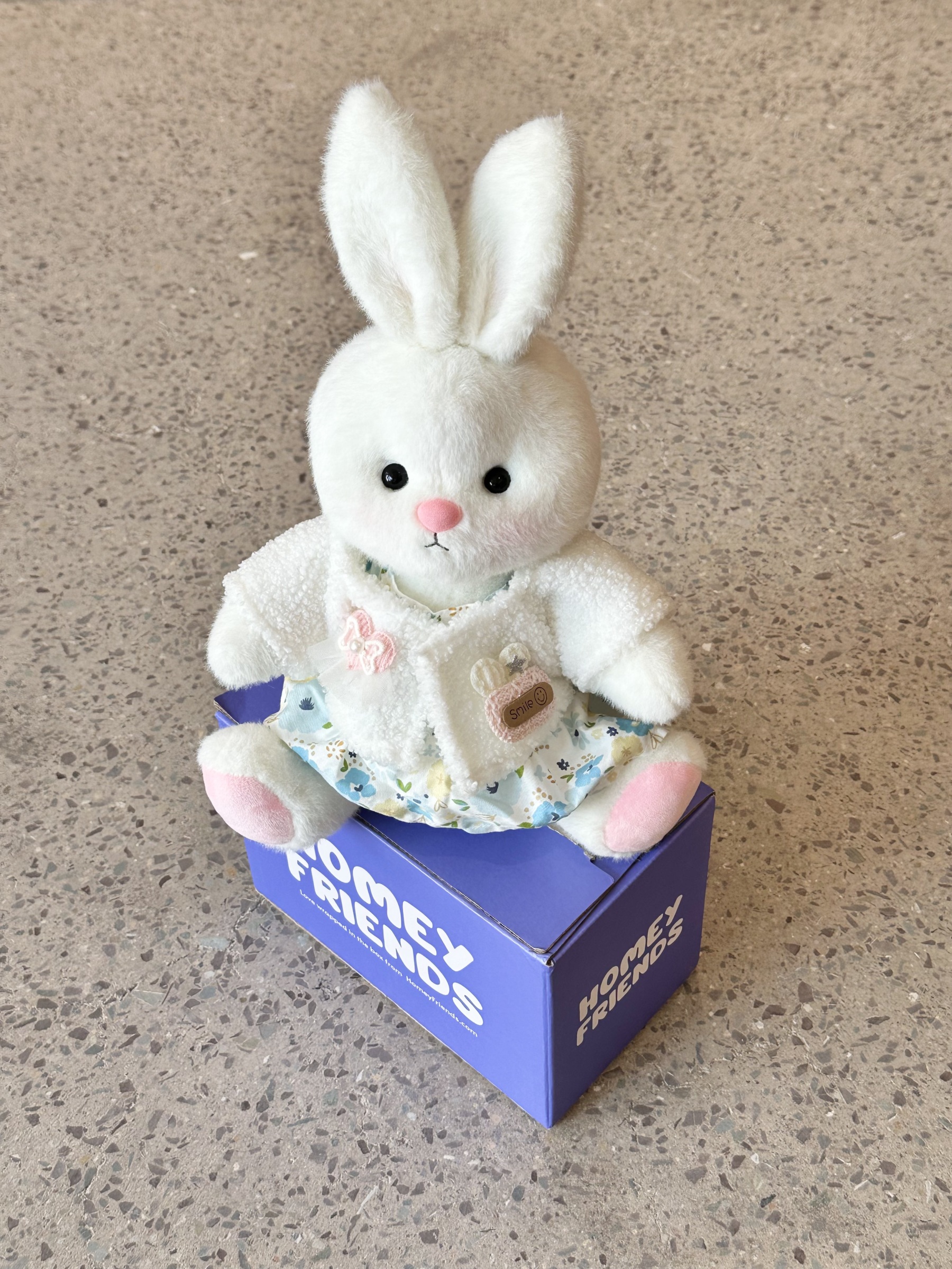 Homeyfriends Cute Jointed Bunny With Furry Jacket And Blue Floral Dress