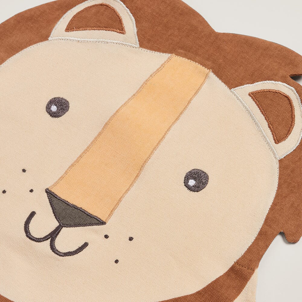 Child's Apron, Lion