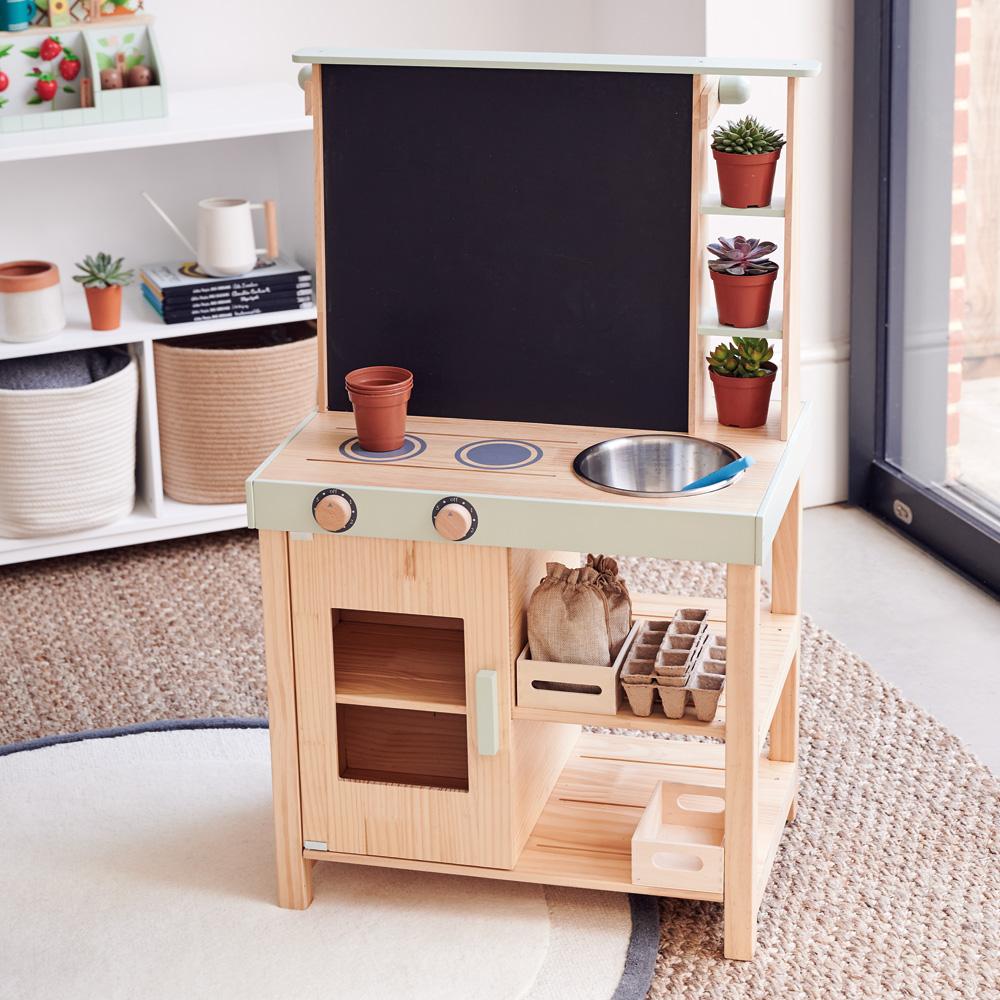 Wooden Indoor & Outdoor Mud Kitchen