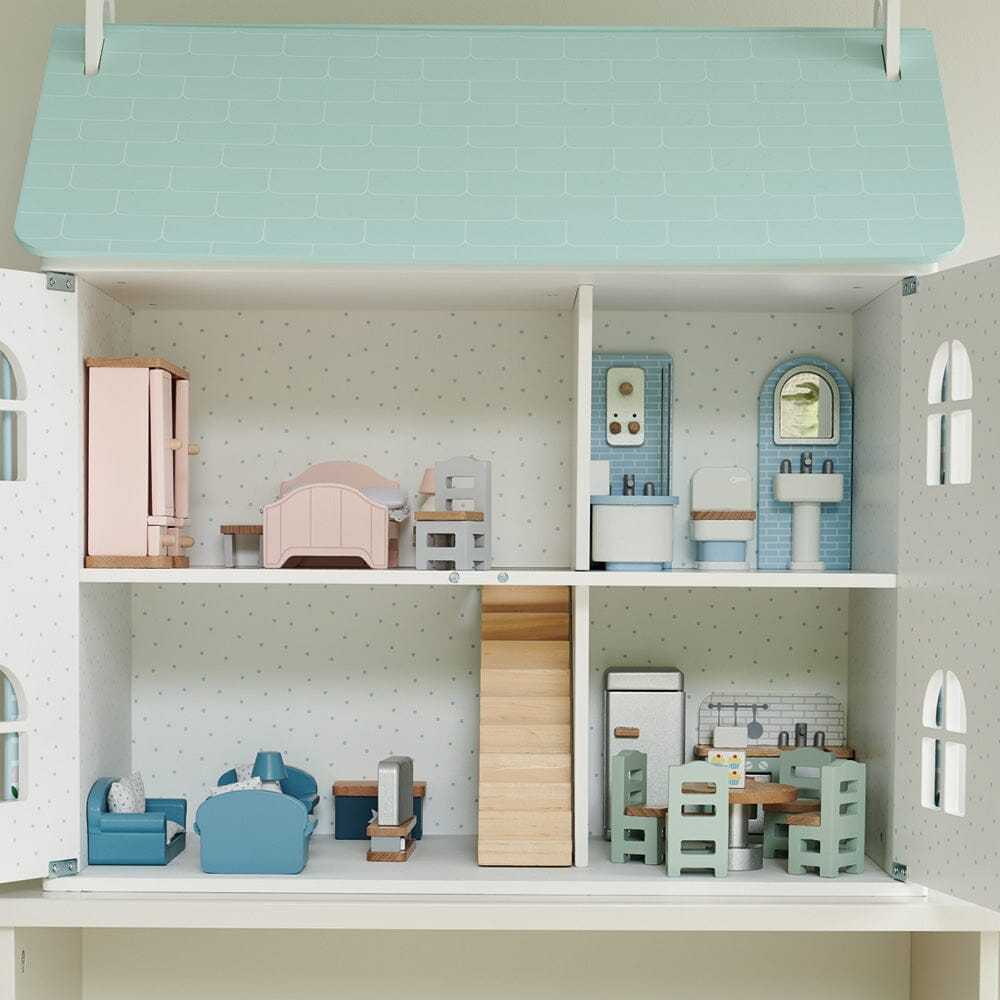 Doll house furniture and dolls online