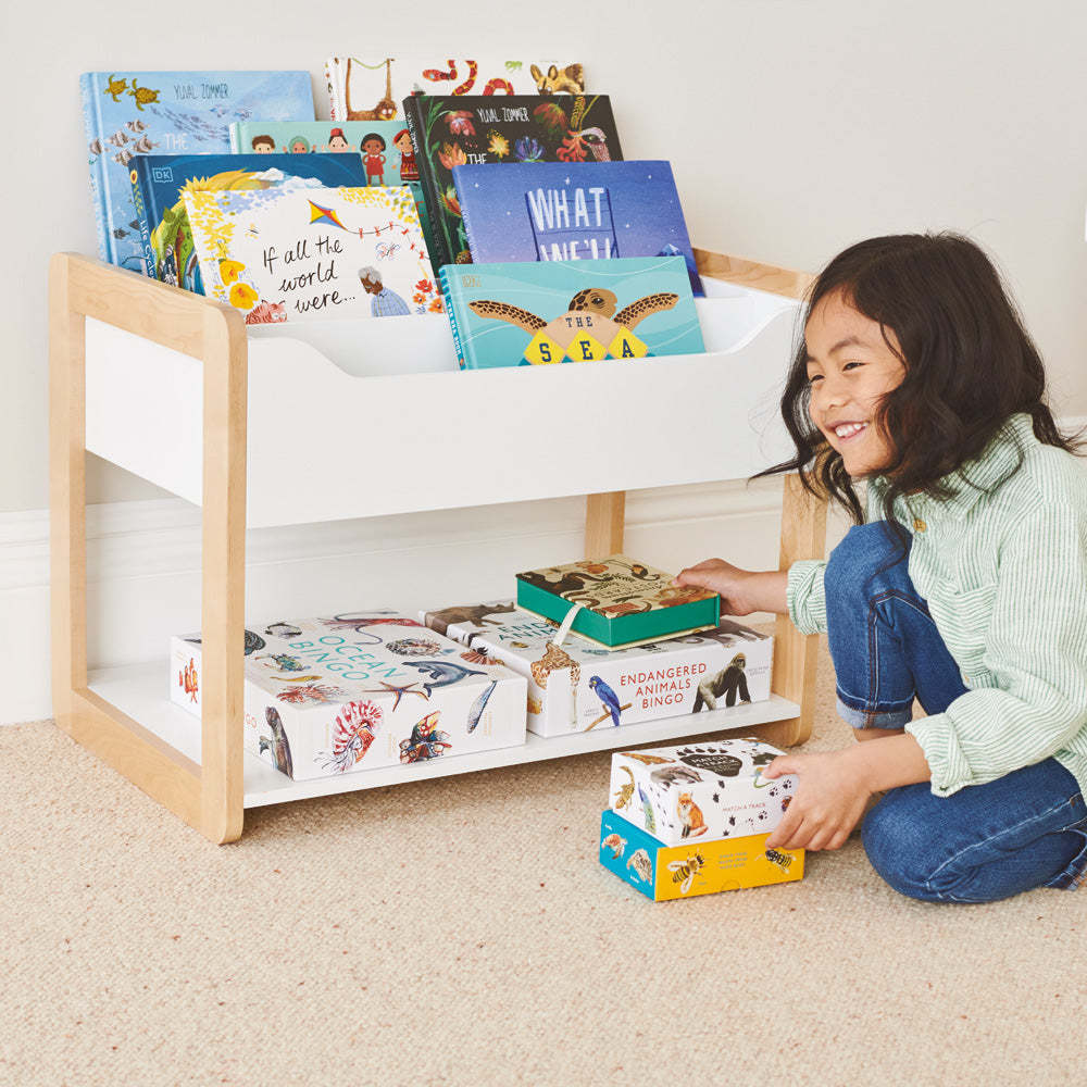Beanstalk Toddler Front-Facing Bookcase in White