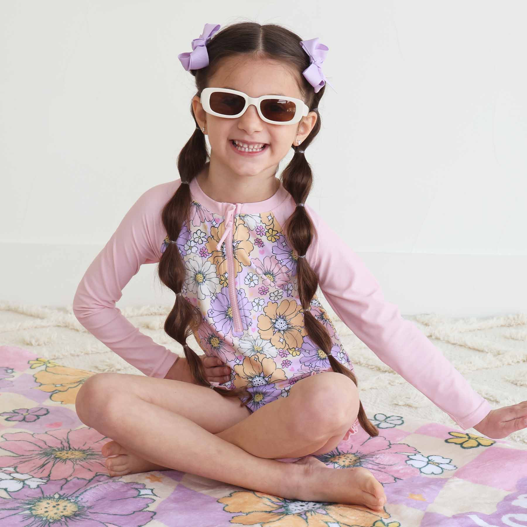 Long Sleeve Rash Guard with Front Zipper 