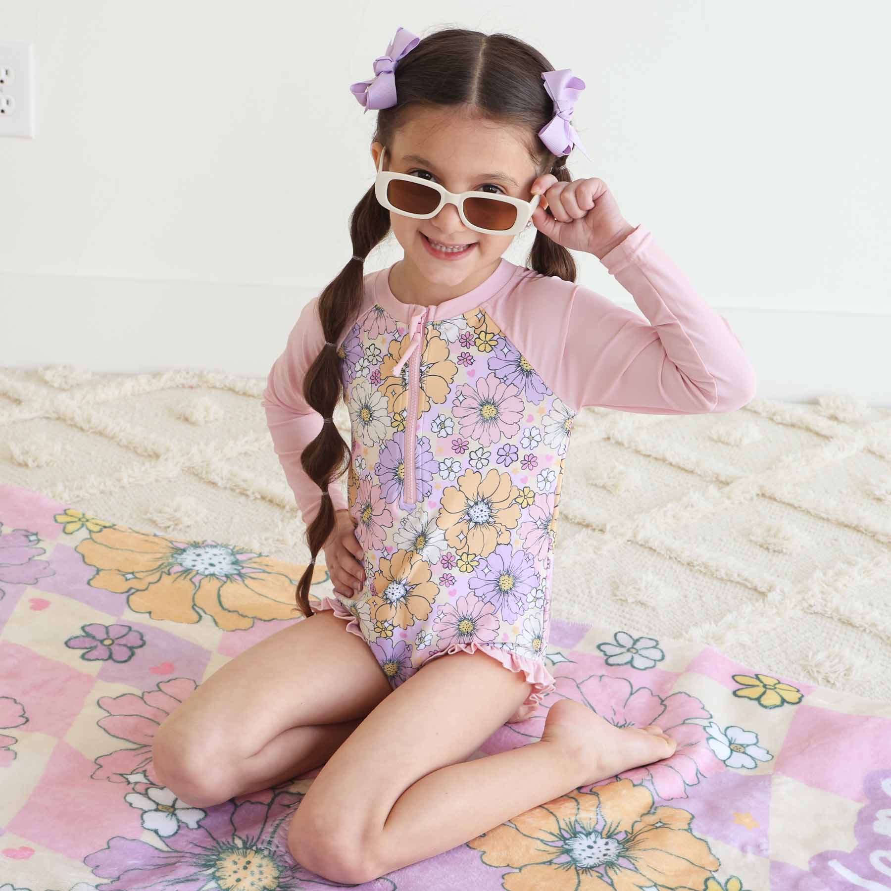 Long Sleeve Rash Guard with Front Zipper 