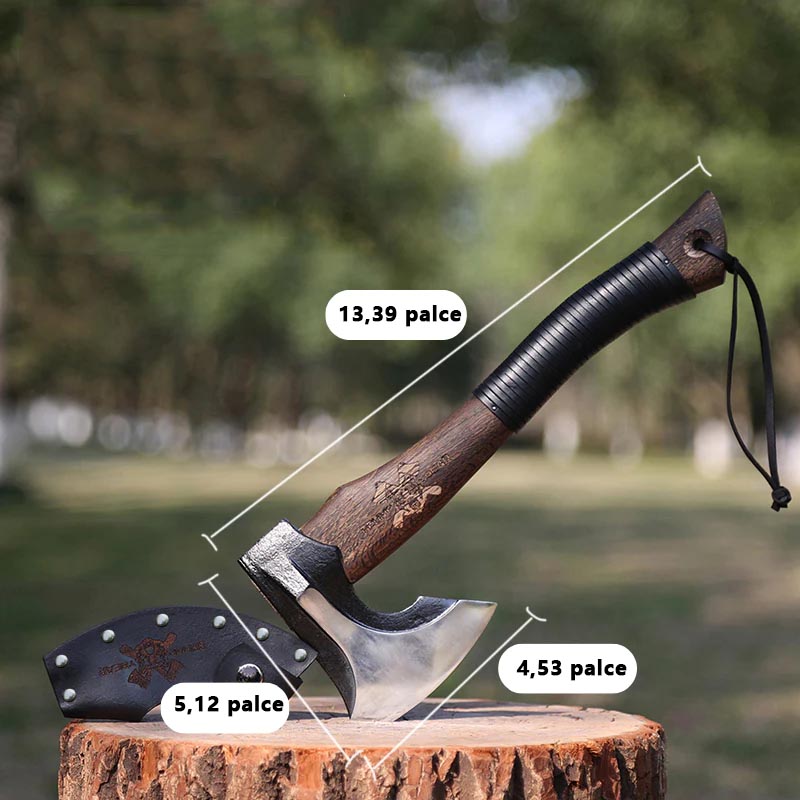 Hultaforsova první nová ručně vyrobená taktická sekera „Thunder“