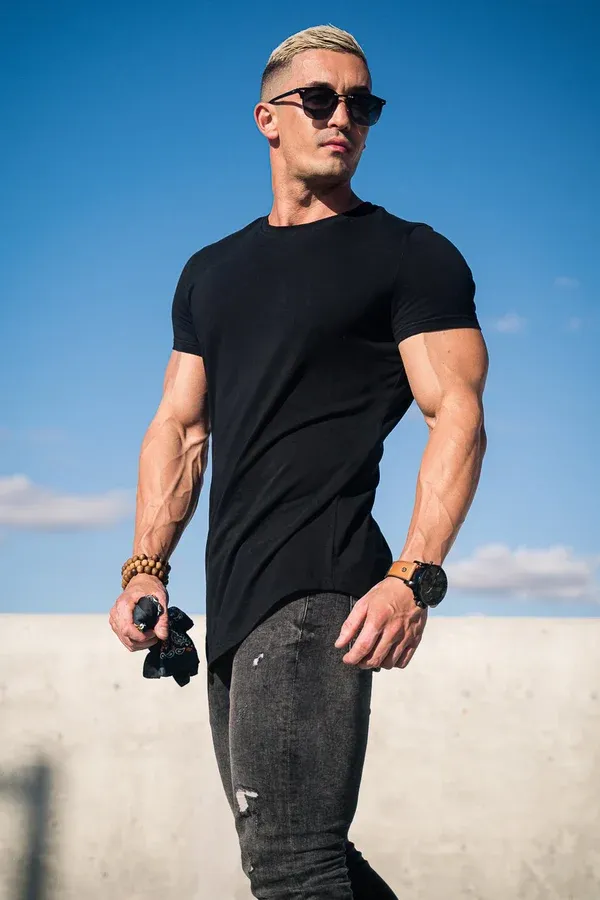 👕TRICOU CU CROIALĂ ESENȚIALĂ