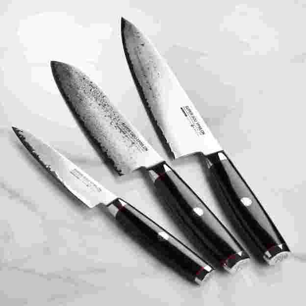 Nejnovější sada japonských třídílných nožů Yaxell Ypsilon SG2 z roku 2024