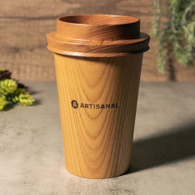 Keyaki To-Go Coffee Cup: Dokonalá kombinace tradičního řemesla a moderního designu
