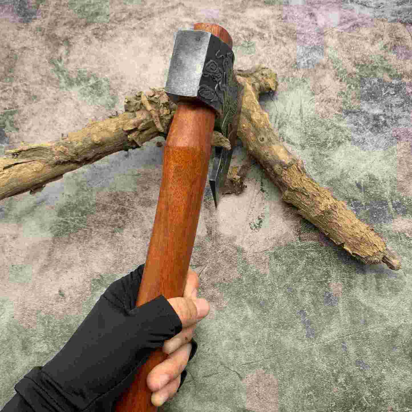 Ruční sekera Dragon DC53 AX – maximální výkon a bezkonkurenční použitelnost!