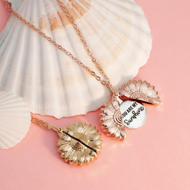 Mother's Day Gift "You Are My Sunshine" Personalized Sunflower Necklace-Engravingift