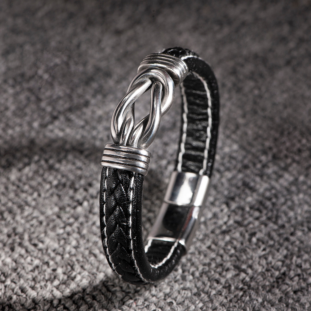 Christmas Gift To My Grandson Knot Leather Bracelet "Never Forget That You Will Always Be in My Heart"-Engravingift