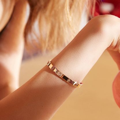 18K Gold-plated Bracelets for Women Friendship Love Bangle Bracelets