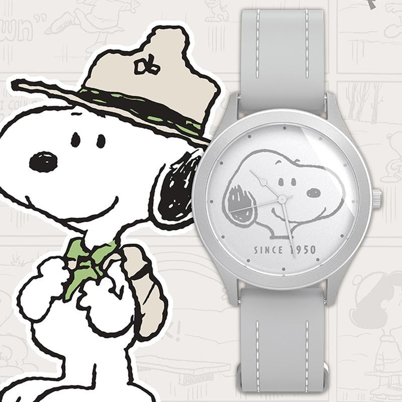 MINISO Snoopy Friends Series Trendy Watch Blind Box Retro 