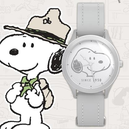MINISO Snoopy Friends Series Trendy Watch Blind Box Retro 