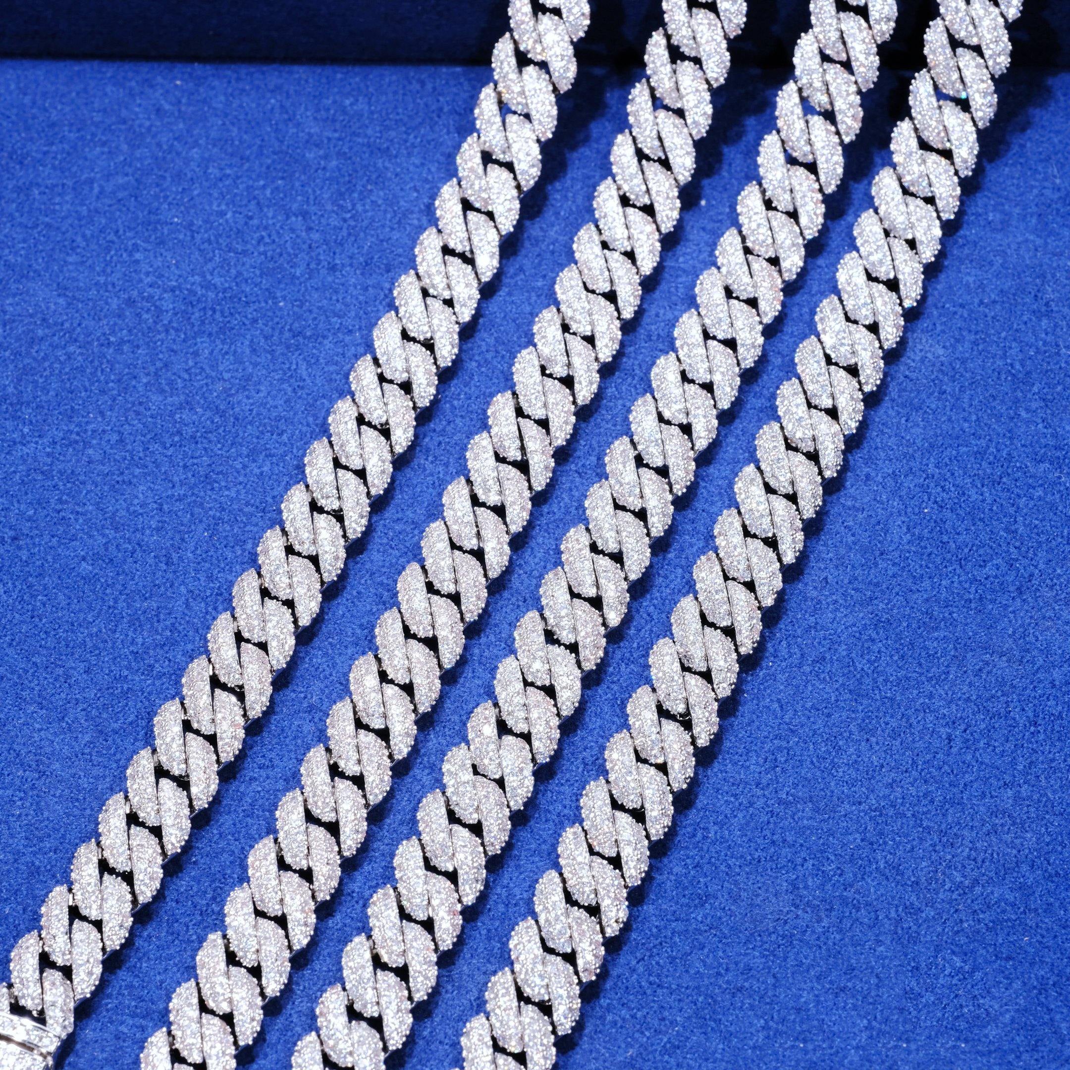 Cuban Link Chain (10mm) in White Gold / 18K Gold