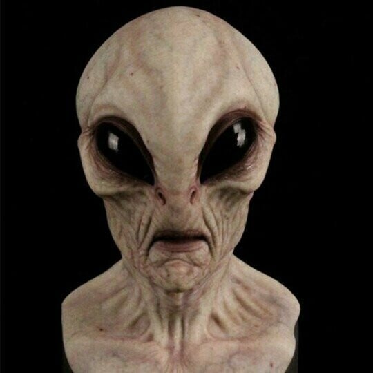 Realistic Alien Latex Mask for Halloween – Breathable & Comfortable