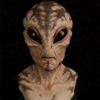 Realistic Alien Latex Mask for Halloween – Breathable & Comfortable