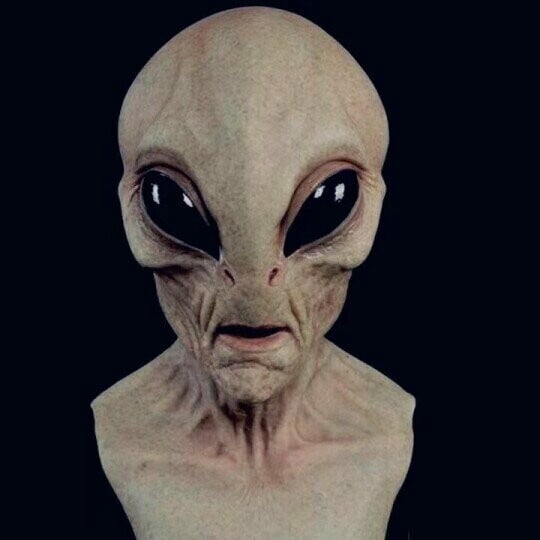 Realistic Alien Latex Mask for Halloween – Breathable & Comfortable