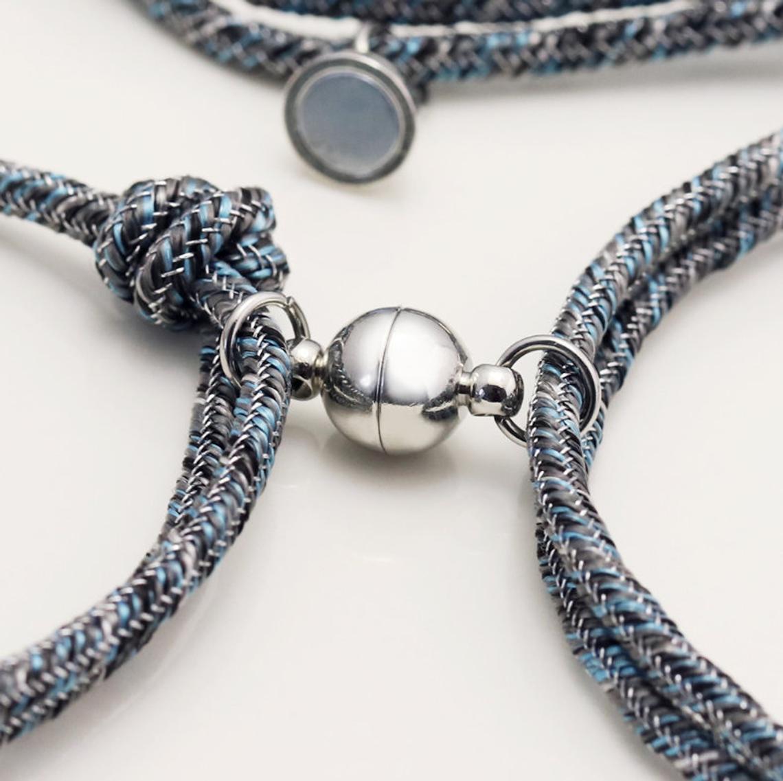 Mother'sDay Gift Custom couple magnetic bracelet-Engravingift