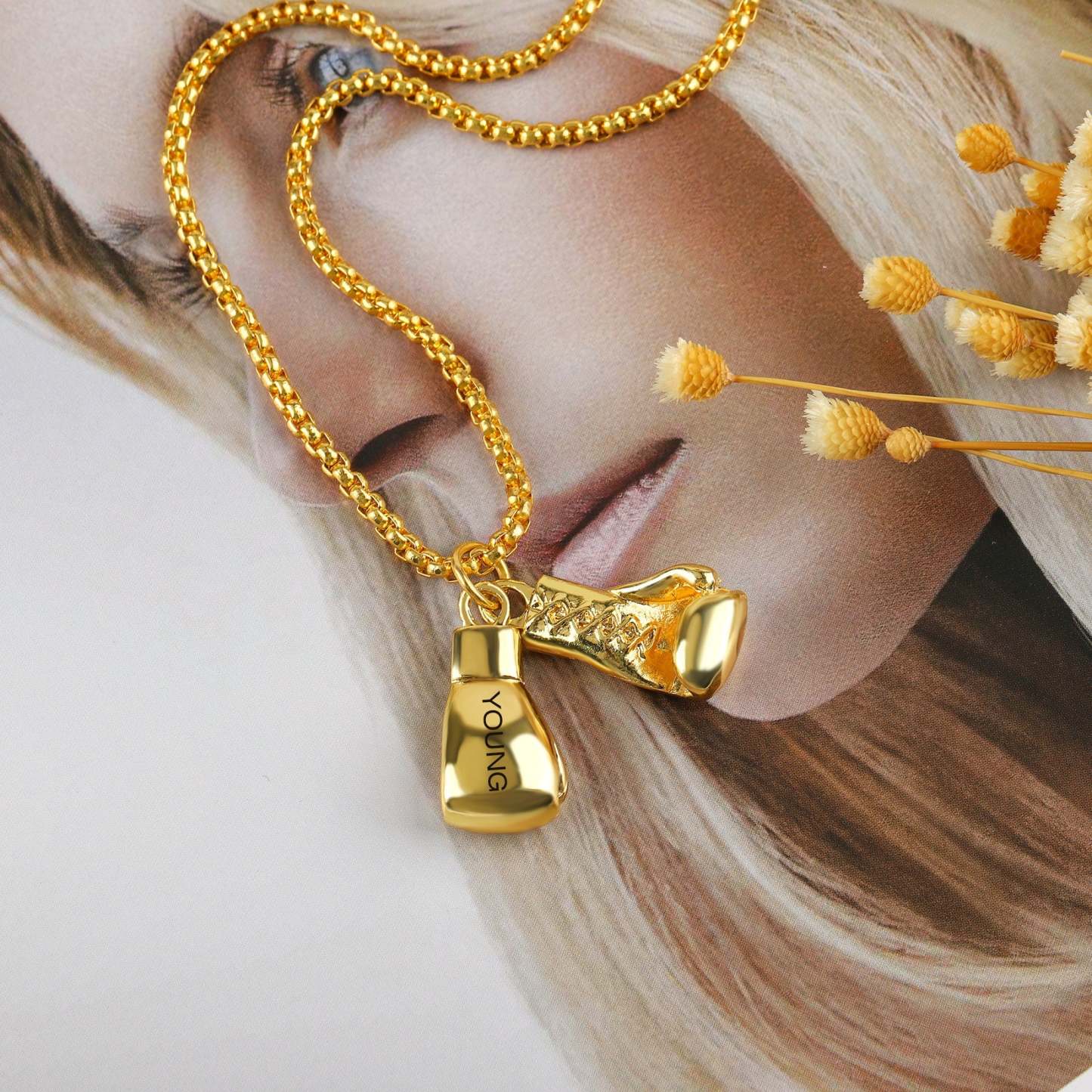 Mother'sDay Gift Personalized Boxing Glove Necklace-Engravingift