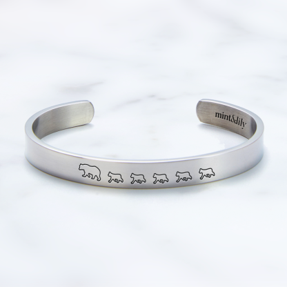 Mother's Day Gift Mama Bear & Her Baby Bears Engraved Personalizable Cuff Bracelet-Engravingift