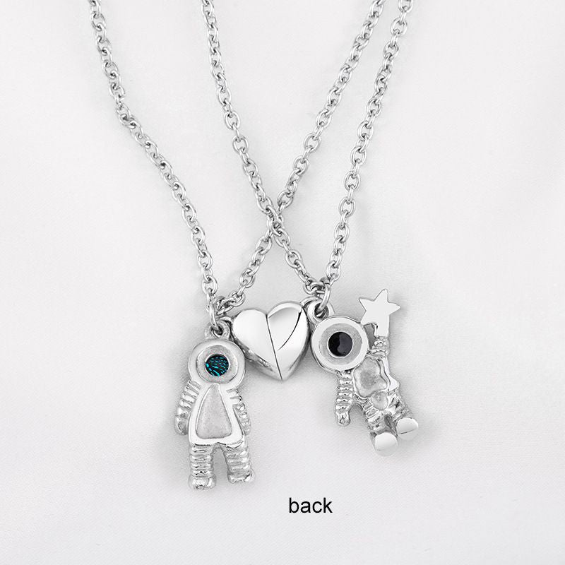 Mother'sDay Gift Mother'sDay gift Magnetic Couple Necklace, Astronaut Matching Necklaces for Couples, Best Friend-Engravingift