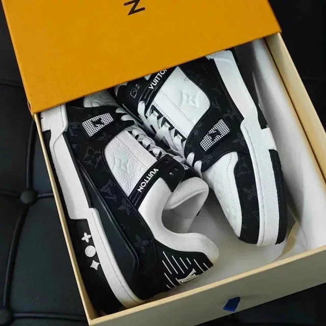 1V Trainer Women's vision