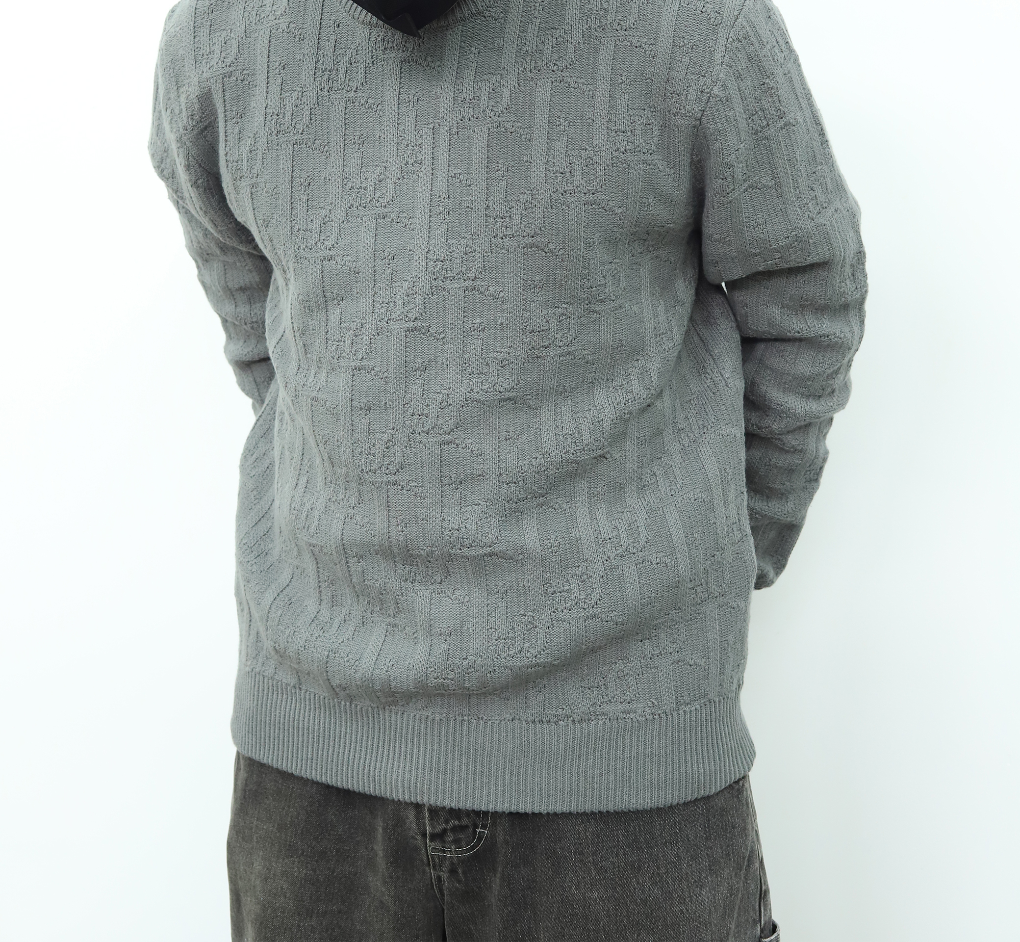 Dior老花暗纹毛衣 灰色