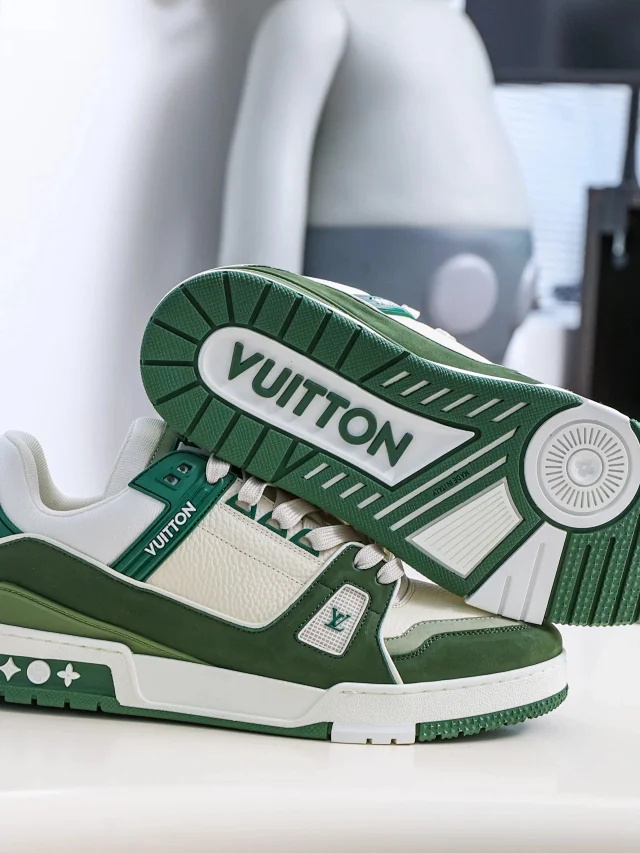 1V Trainer Frosted Series