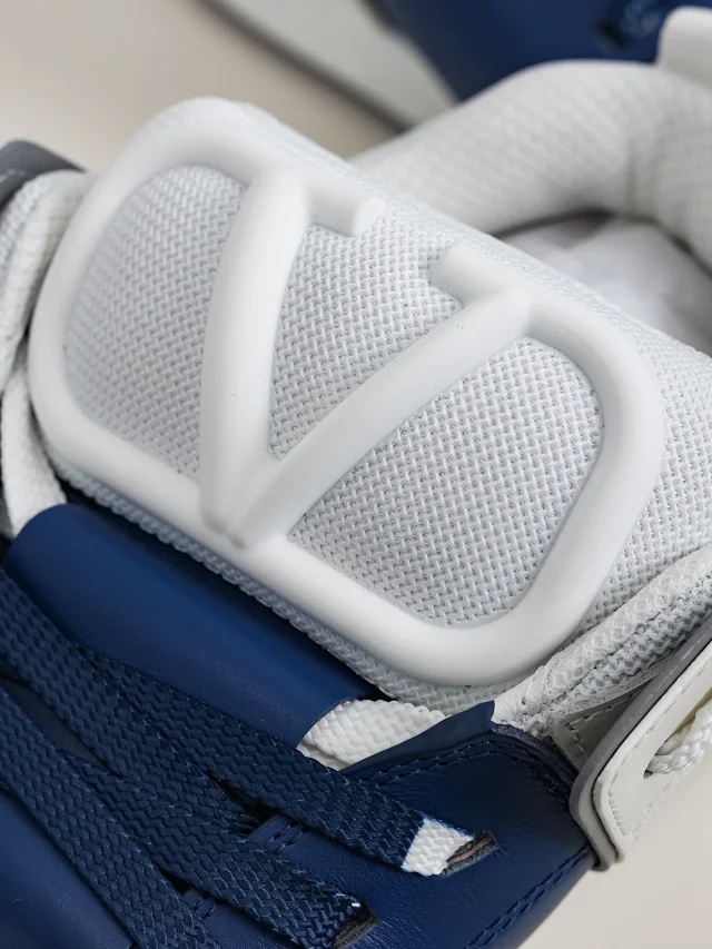 V@lentino Open Skate