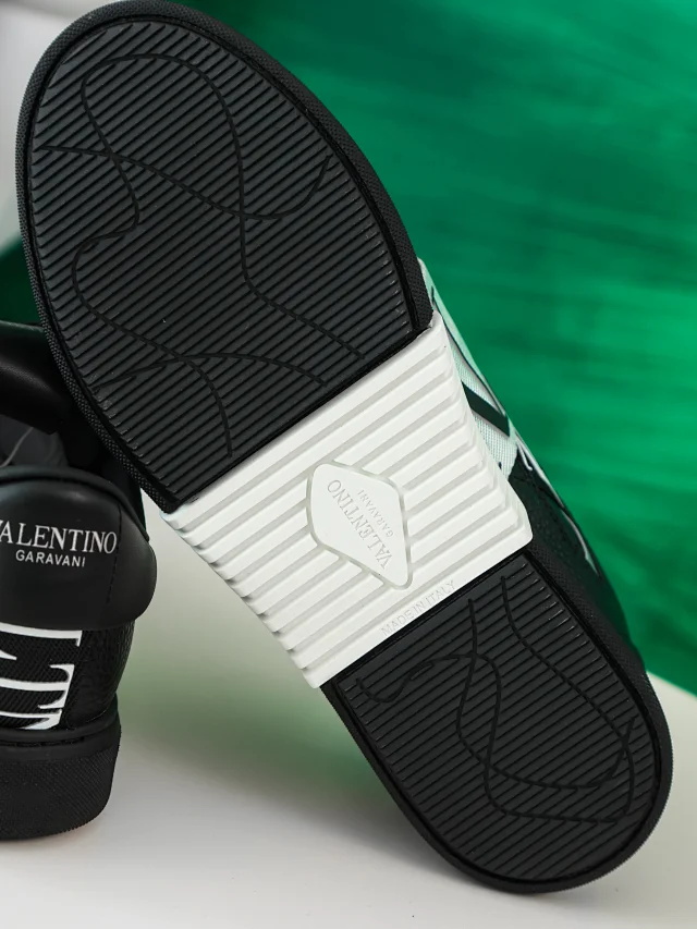 V@lentino Webbing Collection