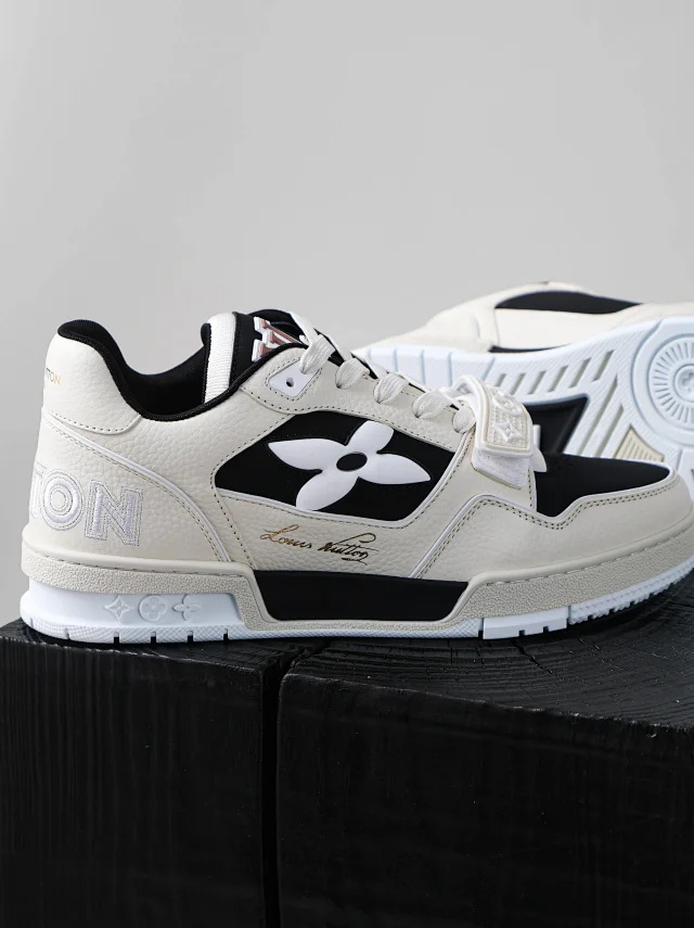 1V Trainer Velcro Collection