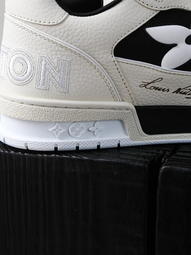 1V Trainer Velcro Collection