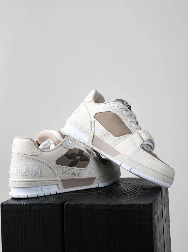 1V Trainer Velcro Collection