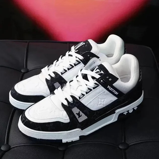 1V Trainer Women's vision