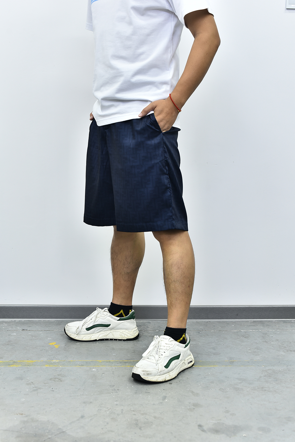 FENDI芬迪印花短裤 深蓝色