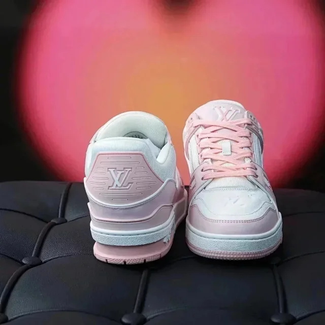1V Trainer Women's vision