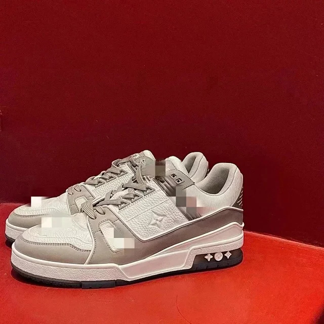 1V Trainer Gray
